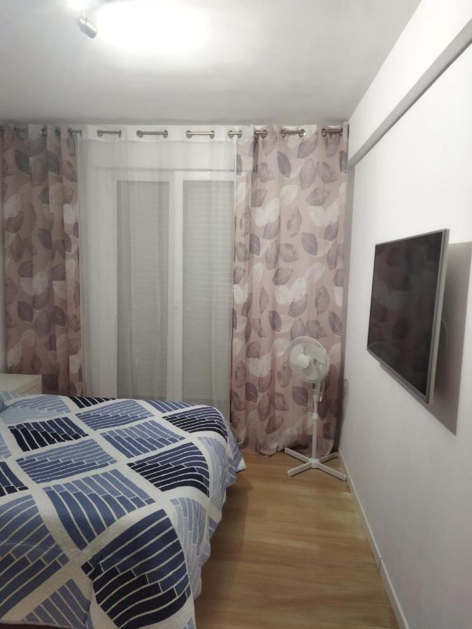 شقة Habitacion Doble أستيغاراغا المظهر الخارجي الصورة
